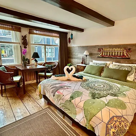 Bed & Breakfast Barangay Amsterdam