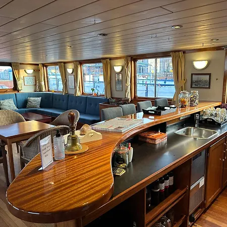Hotelboat Angeline Hotel