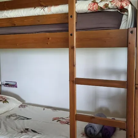 فندق مبيت وإفطار Farmer , Bed, Bike And Breakfast In