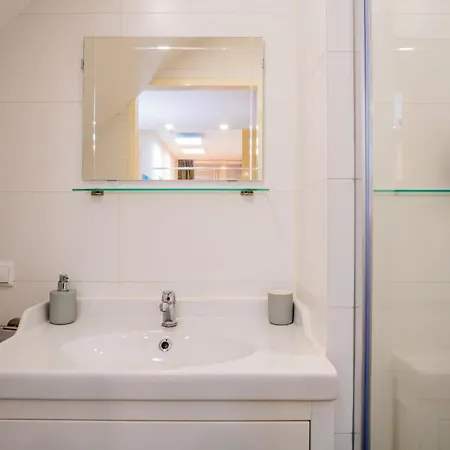 홈스테이 Fully Fitted - 15 Min From Station *