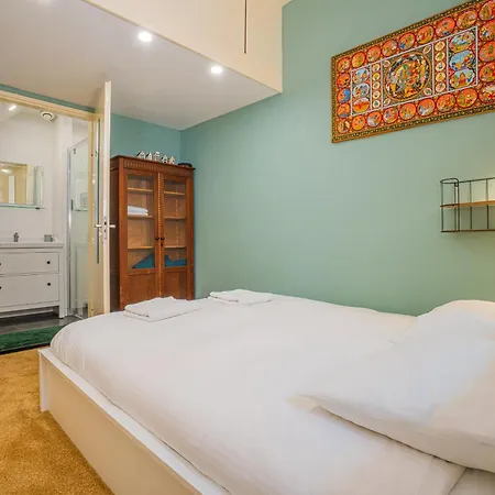 Kwatera prywatna Fully Fitted - 15 Min From Station Amsterdam