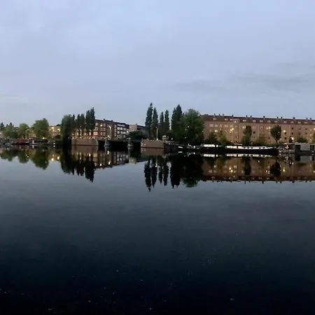 Homestay Houseboat In *