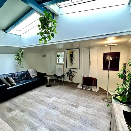 Homestay Houseboat In Amsterdam