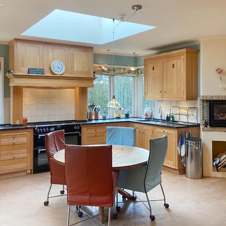 Cozy In Aan Zee With Kitchen Holiday home