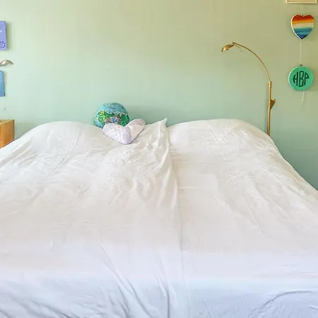 Cozy In Aan Zee With Kitchen Holiday home