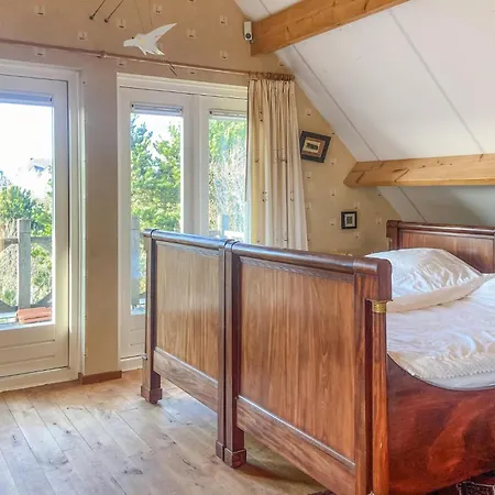 Holiday home Cozy In Aan Zee With Kitchen