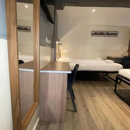 Old Quarter Hotel 2*