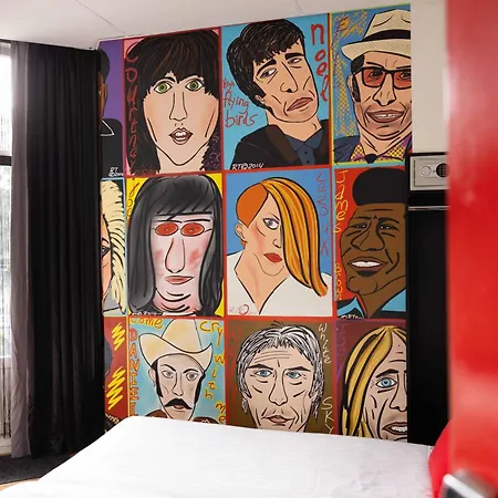 Hotel Backstage