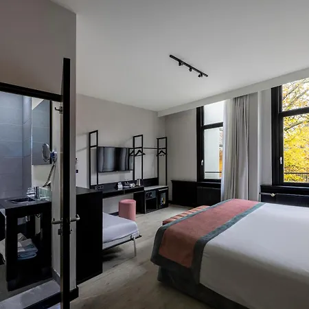Catalonia Vondel 4* Amsterdam