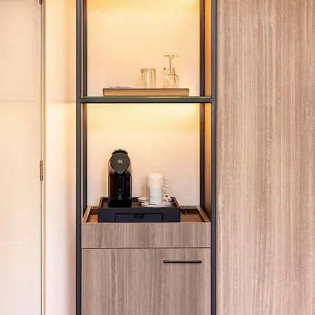 Hotel Nh Leidseplein 4*