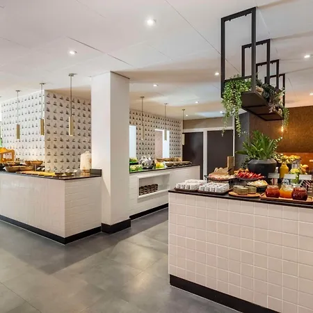 Nh Leidseplein Hotel 4*