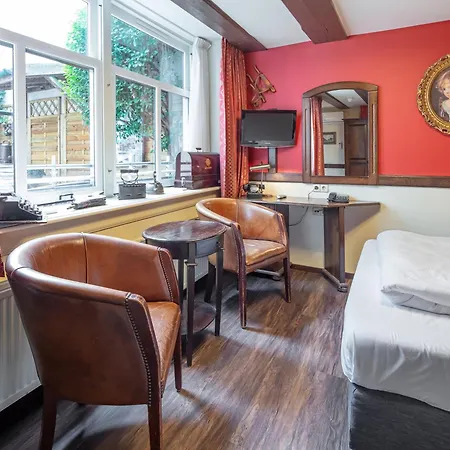 A-train Hotel 3*