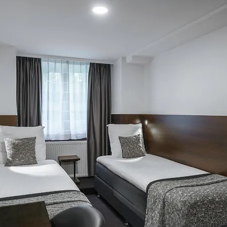 City Garden Hotel