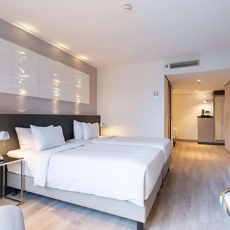 Radisson Blu Hotel, City Center 4*