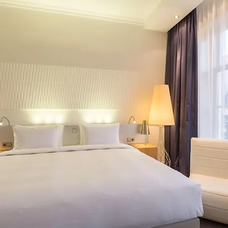 Hotel Radisson Blu Hotel, City Center 4*