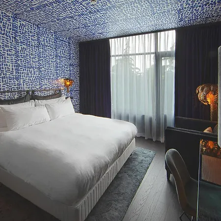 Apollo Amsterdam, A Tribute Portfolio 4* Amsterdam