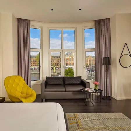 Park Plaza Victoria Hotel 4*