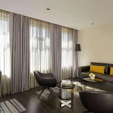 Park Plaza Victoria 4*