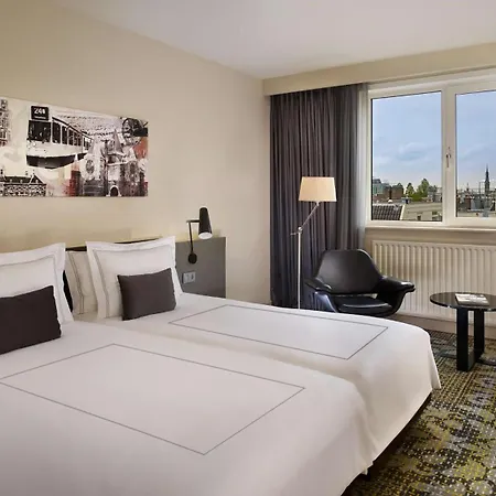 Hotel Park Plaza Victoria 4*