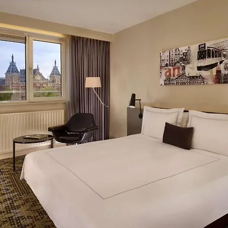 Hotel Park Plaza Victoria