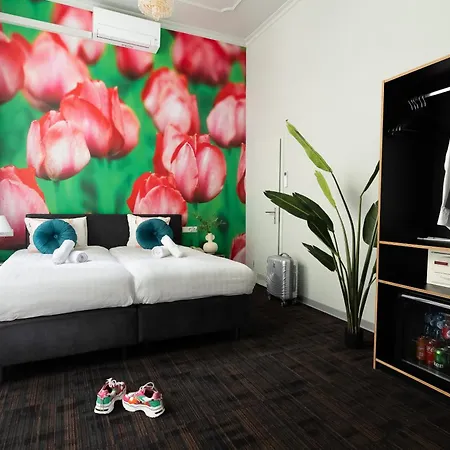 Hotel Multatuli 3*