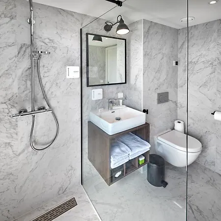 Nova (adults Only) Otel 4*
