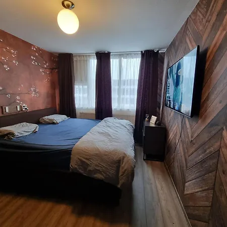 500-mb Hi-tech Silent Work-home * Amsterdam
