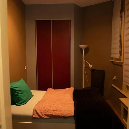 Red Light District Canal View Bed and breakfast