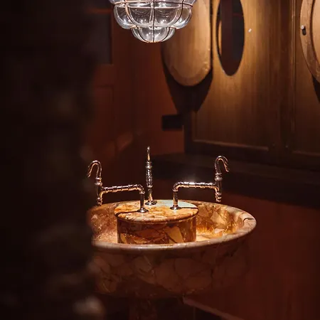 Hotel De Durgerdam, 5*