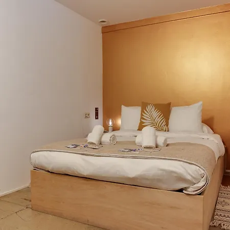 Clinkmama Hostel