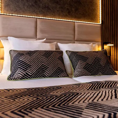Jupiter Hotel 3*