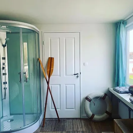 Amster Houseboat Bed Without Breakfast *
