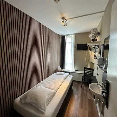 Hortus Hotel 2*
