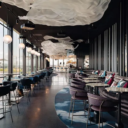 Doubletree By Hilton Centraal Station