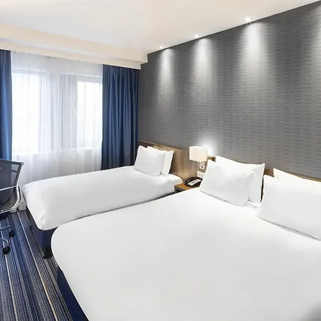 Express Arena Towers By Ihg Hotel 3*