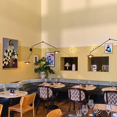 The Hoxton, Lloyd Hotel