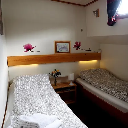 Hotel Hotelboat Allure 2*