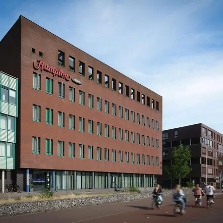 Hampton By Hilton Centre East Hotel Amsterdam