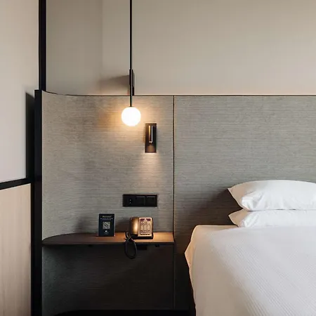 Doubletree By Hilton Centraal Station Amsterdam