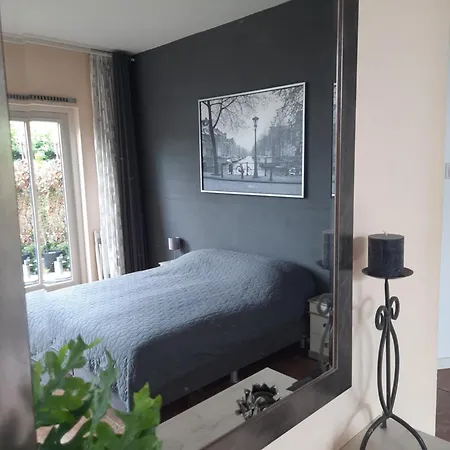 Quarenta Bed & Breakfast Amsterdam
