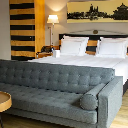 מלון Swissotel 4*