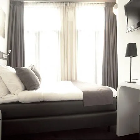 Cc Hotel 3*