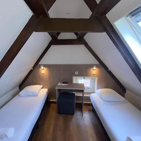 Hotel Old Quarter 2*