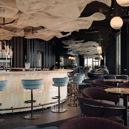Doubletree By Hilton Centraal Station Hotel