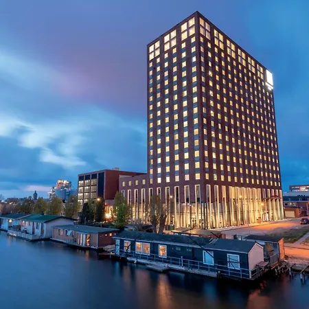 Hotel Leonardo Royal 4*