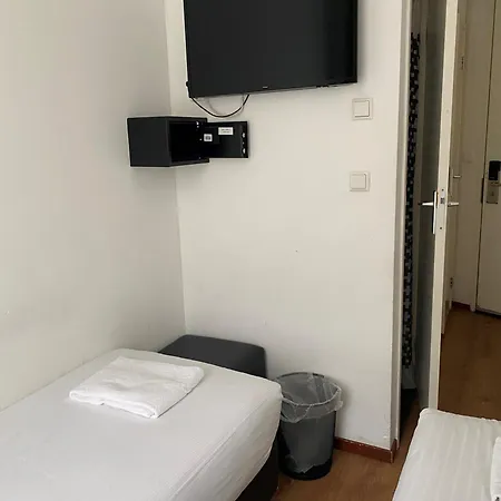 Hostel Sphinx *