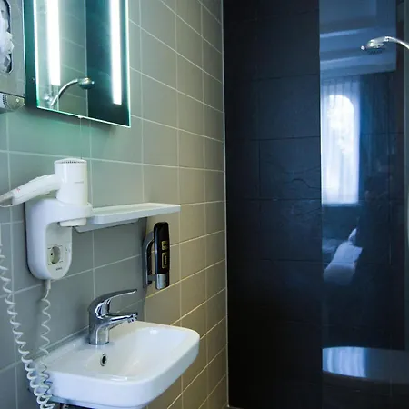 Vossius Vondelpark Hotel 3*