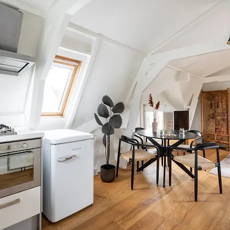 Aparthotel Yays Vondelpark By Numa 4*