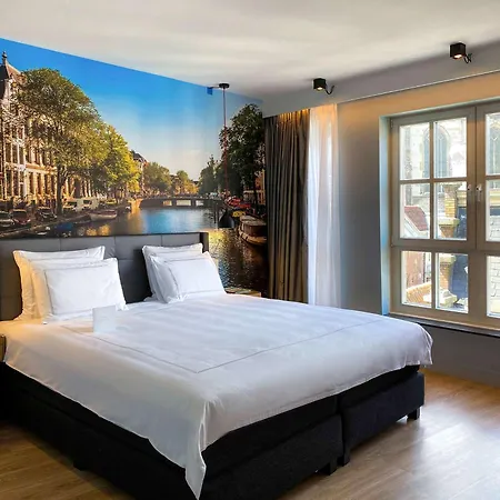 מלון Swissotel 4*