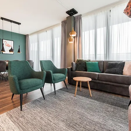 Yays North By Numa 4*